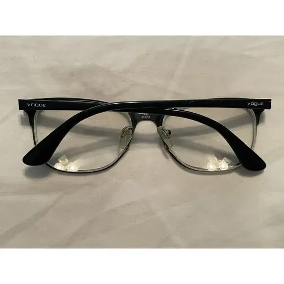 Authentic Women’s Vogue Eyeglass Frame VO 3963 352 53-18-140 Black KN22 - Picture 4 of 7